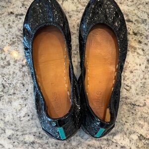 Tieks Shiny Black Flats with Teal Accent